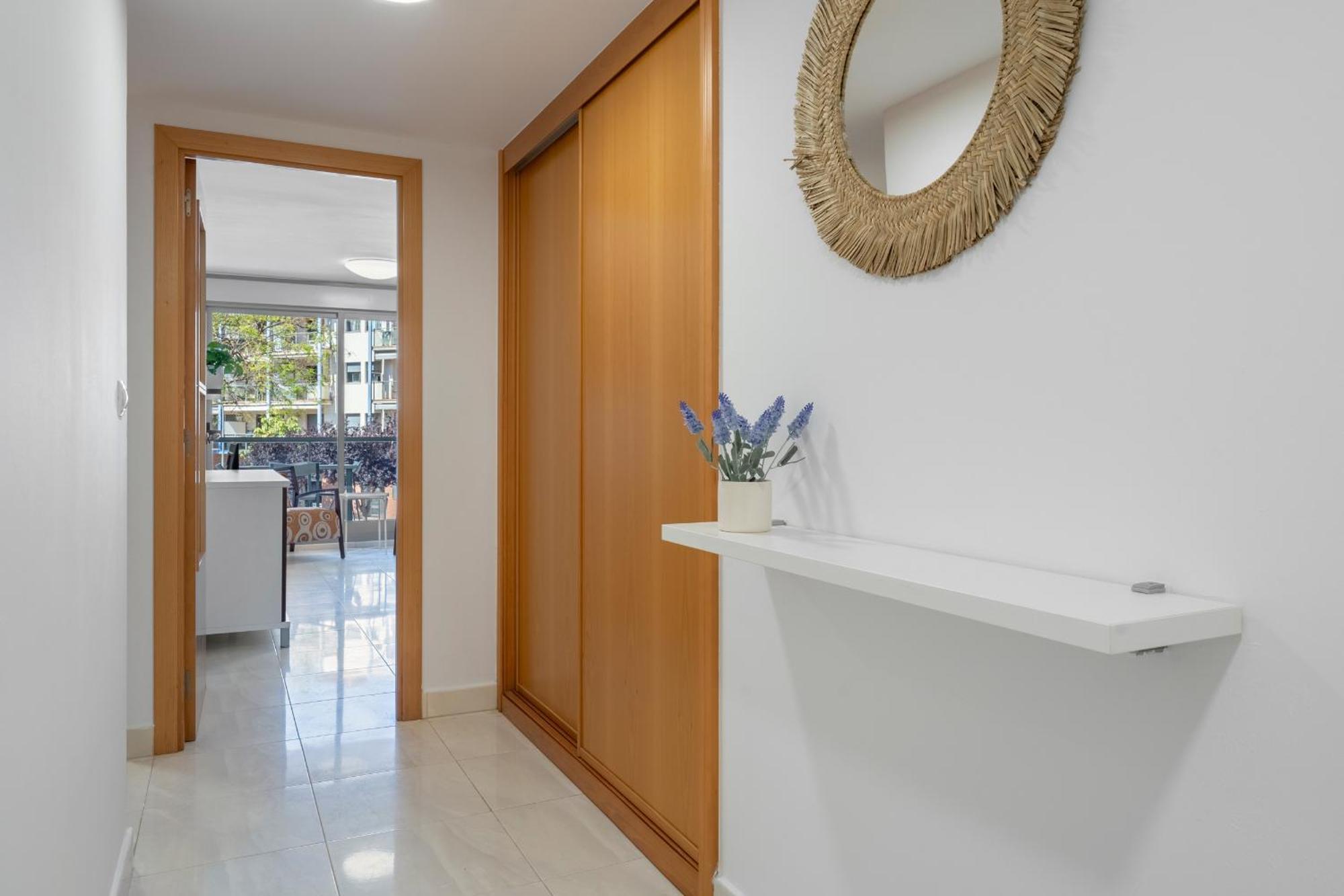 Hauzify I Apartament Mestral カンブリルス エクステリア 写真