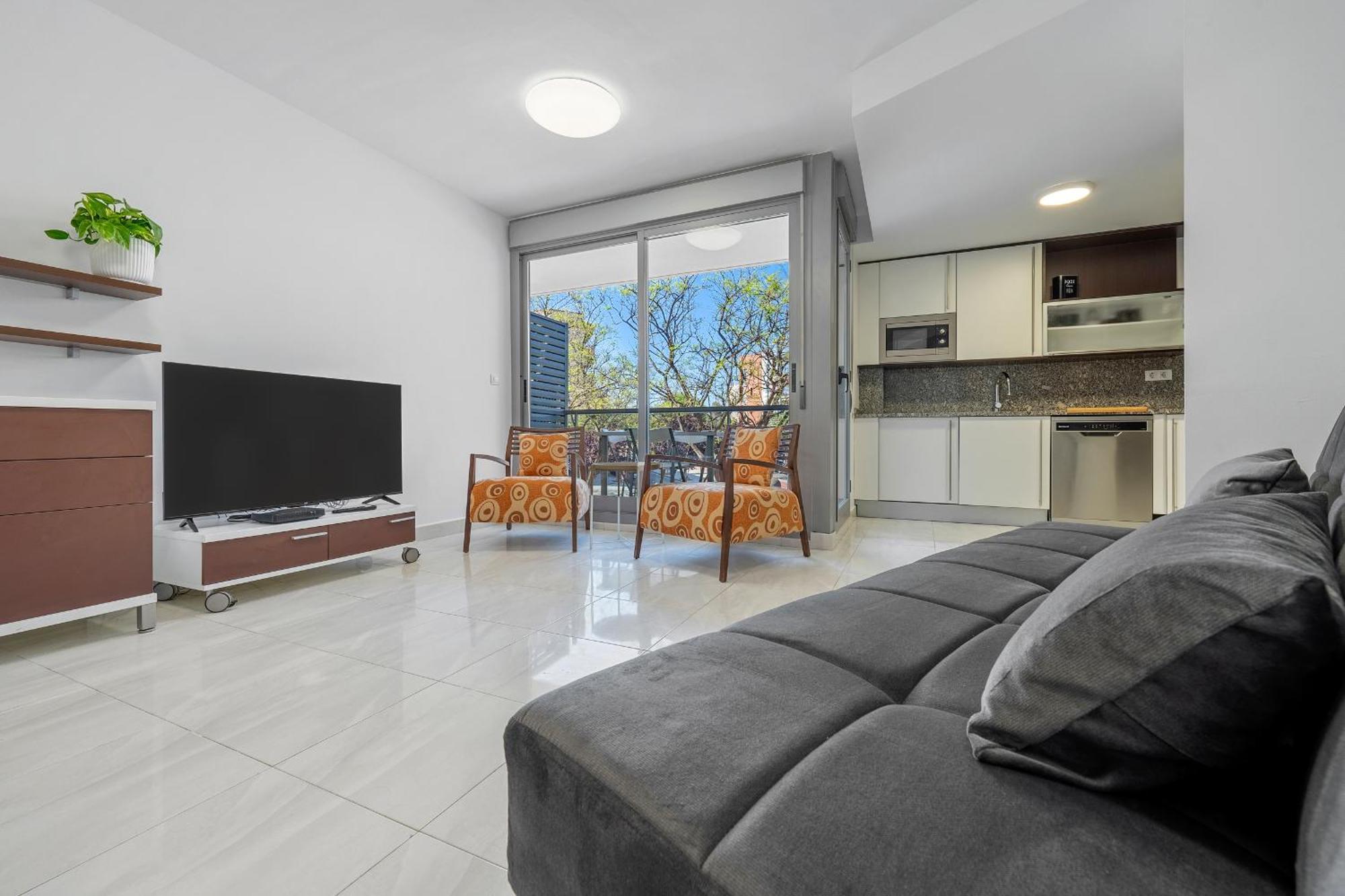 Hauzify I Apartament Mestral カンブリルス エクステリア 写真